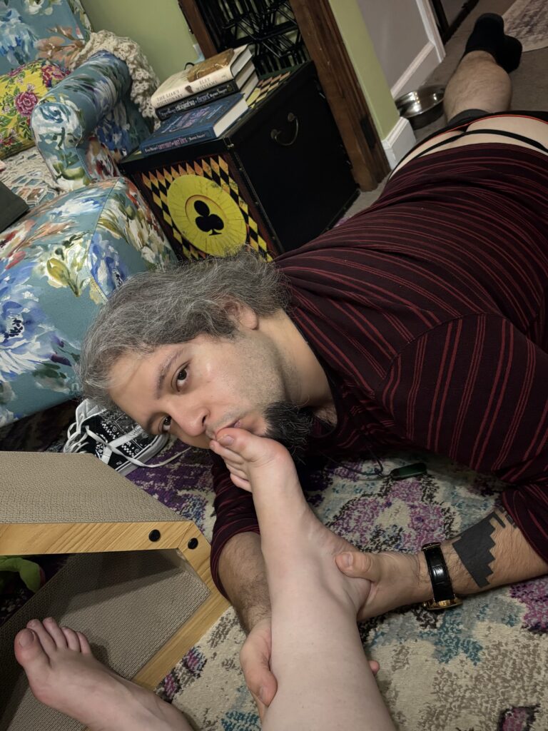 Chained to the Typewriter: Summer Vibes