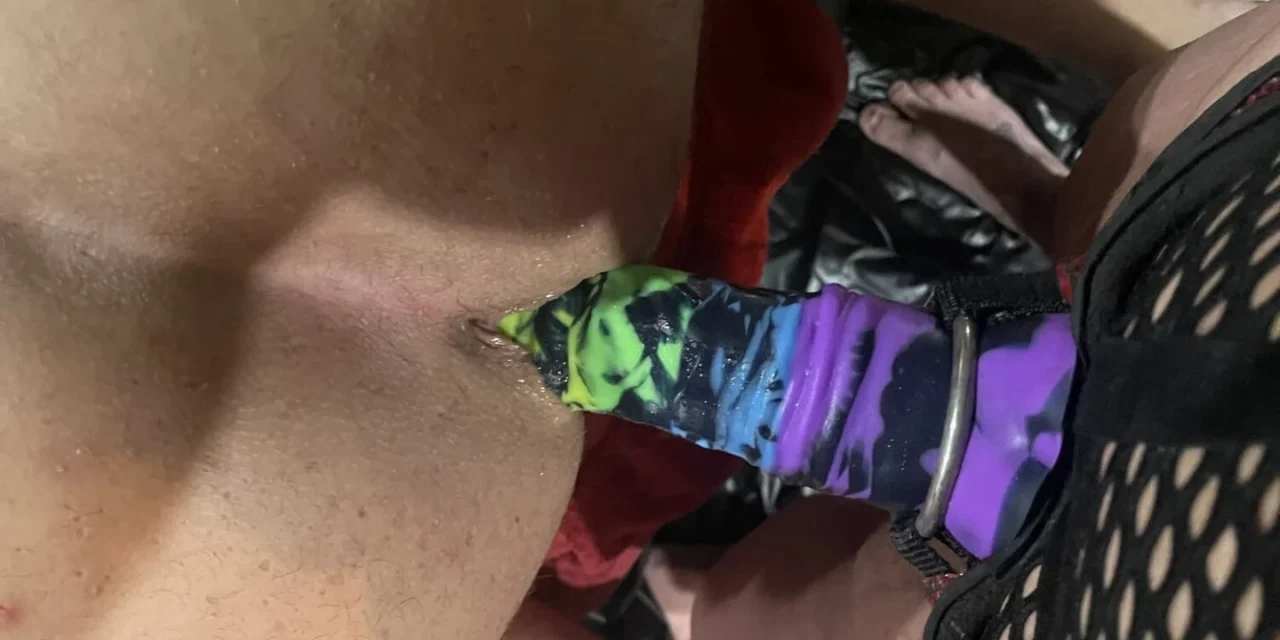 FLR Couple and Strapon Fun